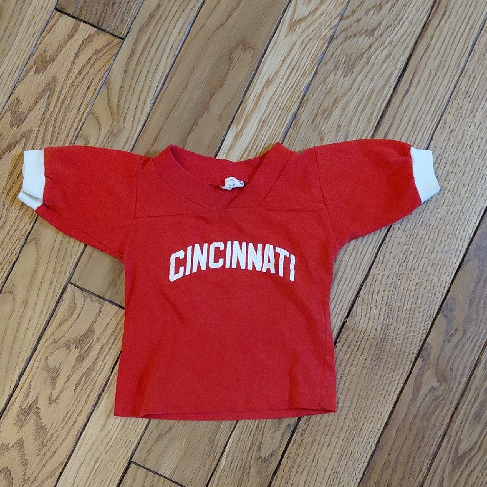Red and White Cincinnati Short Sleeve Tee